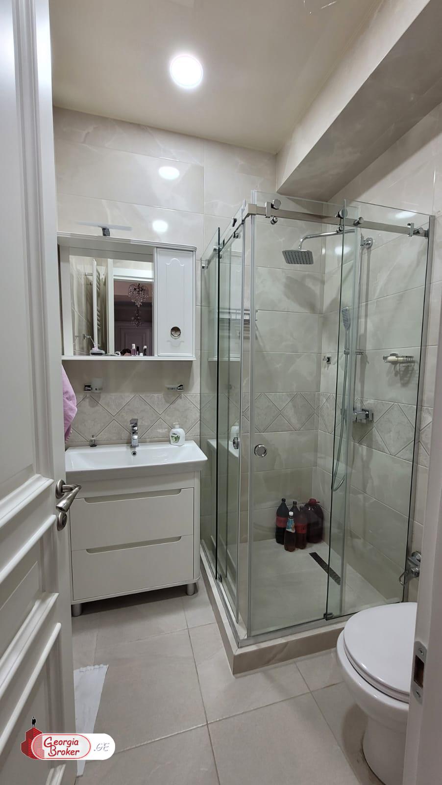 nearly repaired 5-room apartment for sale